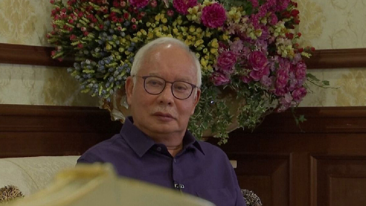 "นาจิบ"อดีตนายกฯมาเลเซียอาจลงเลือกตั้งอีกแม้ติดคดีทุจริต "นาจิบ"อดีตนายกฯมาเลเซียอาจลงเลือกตั้งอีกแม้ติดคดีทุจริต