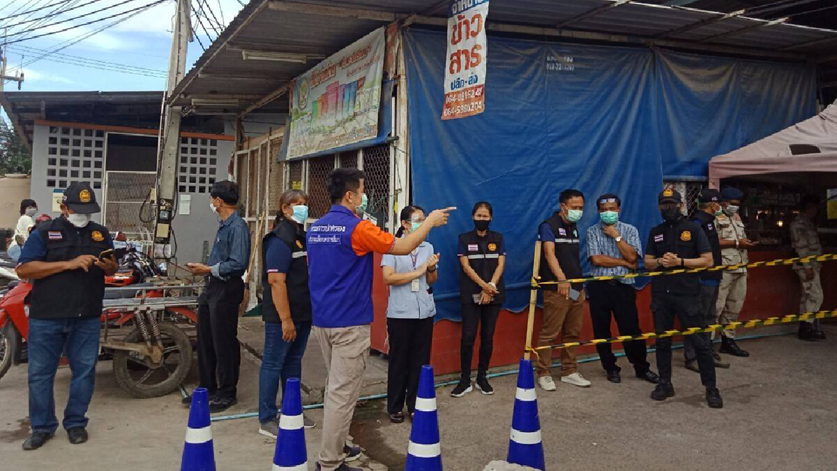 ฉุดไม่ไหว คลัสเตอร์ตลาดสุรนารี ลามไป อบต.หมื่นไวย ป่วยแล้ว 44 ราย ฉุดไม่ไหว คลัสเตอร์ตลาดสุรนารี ลามไป อบต.หมื่นไวย ป่วยแล้ว 44 ราย