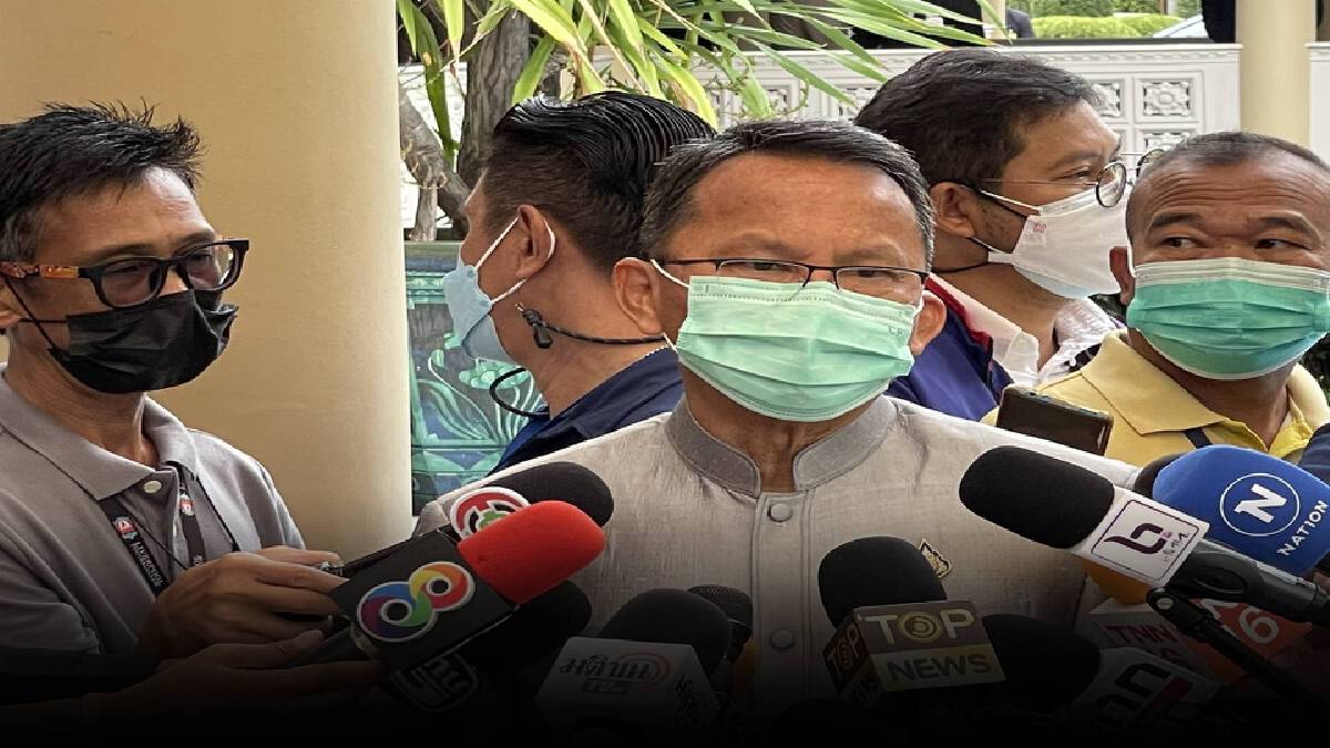 "สมศักดิ์"ขอให้เป็นเรื่องของนายกฯ ตัดสินใจปรับ ครม. หรือไม่