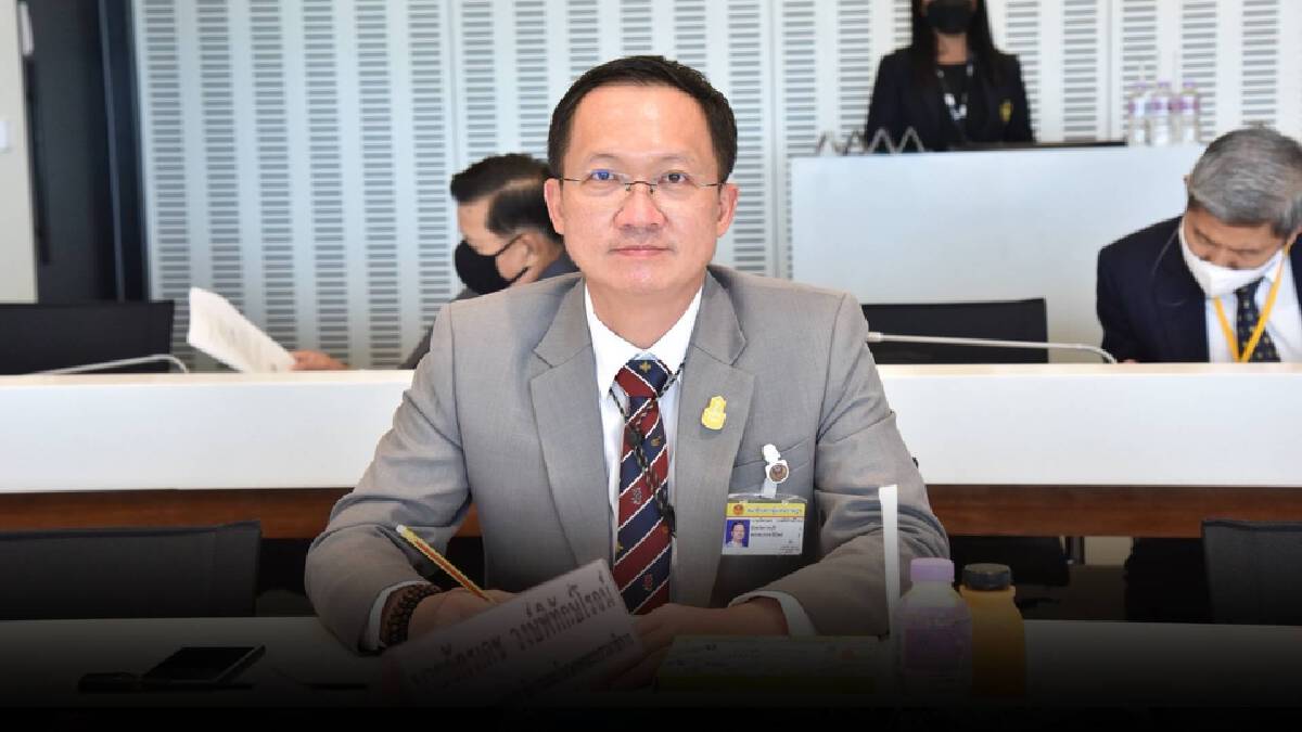 รองโฆษก ปชป. ชี้ ไม่ควรยุบสภาขณะนี้ เหตุยังแก้วิกฤติโควิดไม่จบ