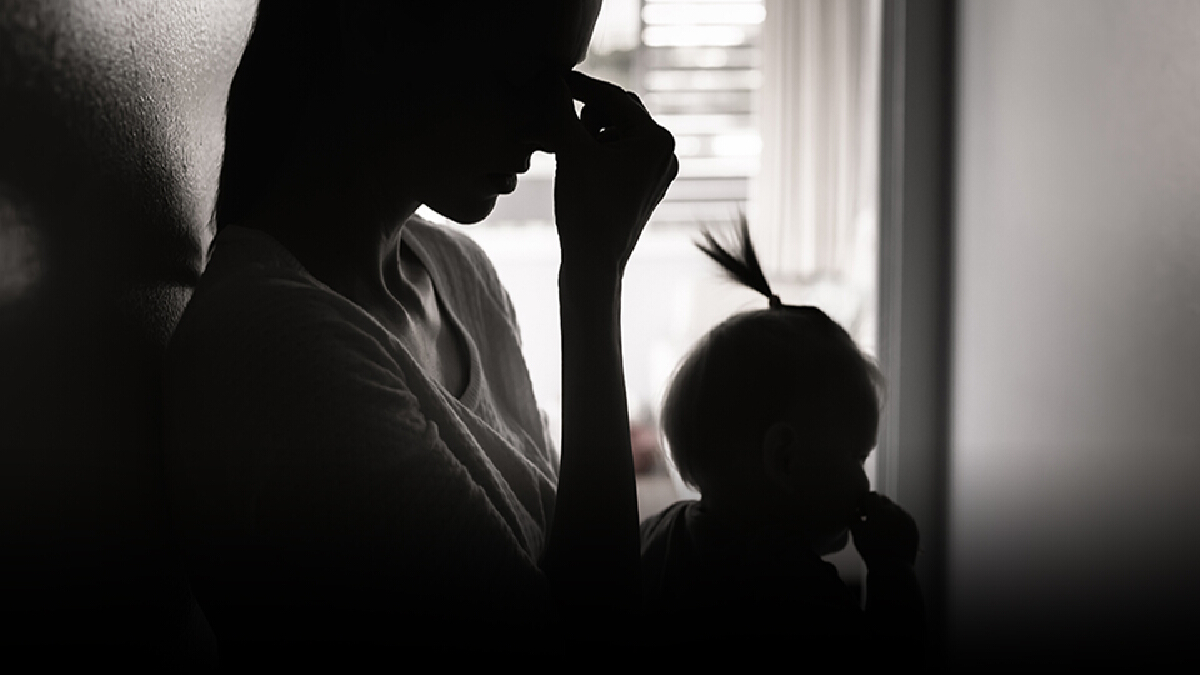 ทำรู้จักโรคซึมเศร้าหลังคลอด จะเป็นมูลเหตุในการฆ่าตัวตายได้หรือไม่ ทำรู้จักโรคซึมเศร้าหลังคลอด จะเป็นมูลเหตุในการฆ่าตัวตายได้หรือไม่