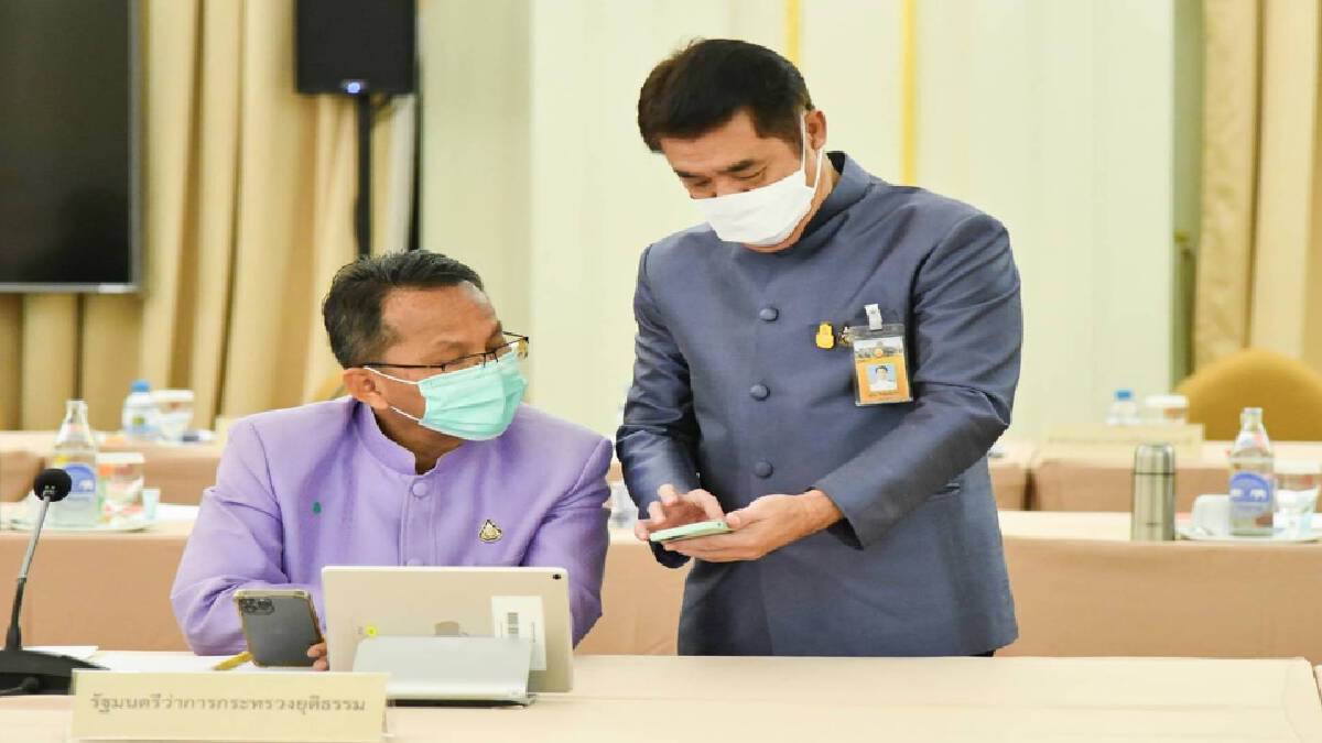 นายกฯ เยือนสุโขทัย “สามมิตร”ปัด ขนส.ส.รับ นายกฯ เยือนสุโขทัย “สามมิตร”ปัด ขนส.ส.รับ