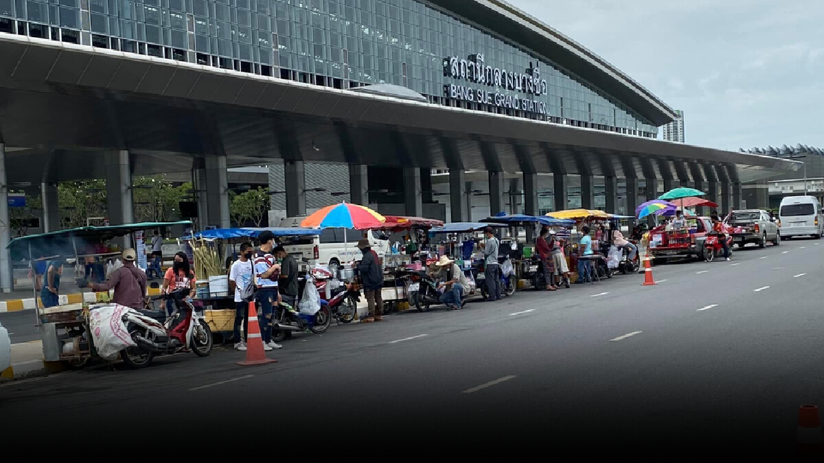 กลุ่มคนไทยขอทวงคืนทางเท้า โพสต์แสบ ประชด รฟท."สถานีตลาดกลางบางซื่อ" กลุ่มคนไทยขอทวงคืนทางเท้า โพสต์แสบ ประชด รฟท."สถานีตลาดกลางบางซื่อ"