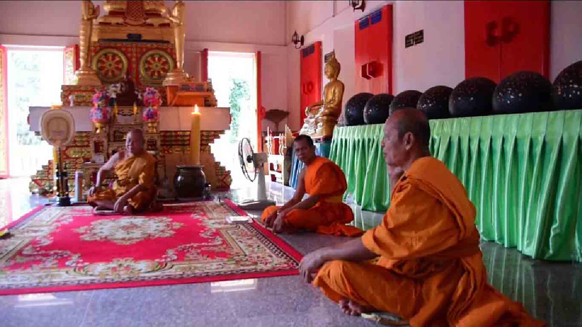 สุดทน! หลวงพ่อร้องเหม็นขี้หมูจากฟาร์ม วอนช่วยอาตมาด้วย
