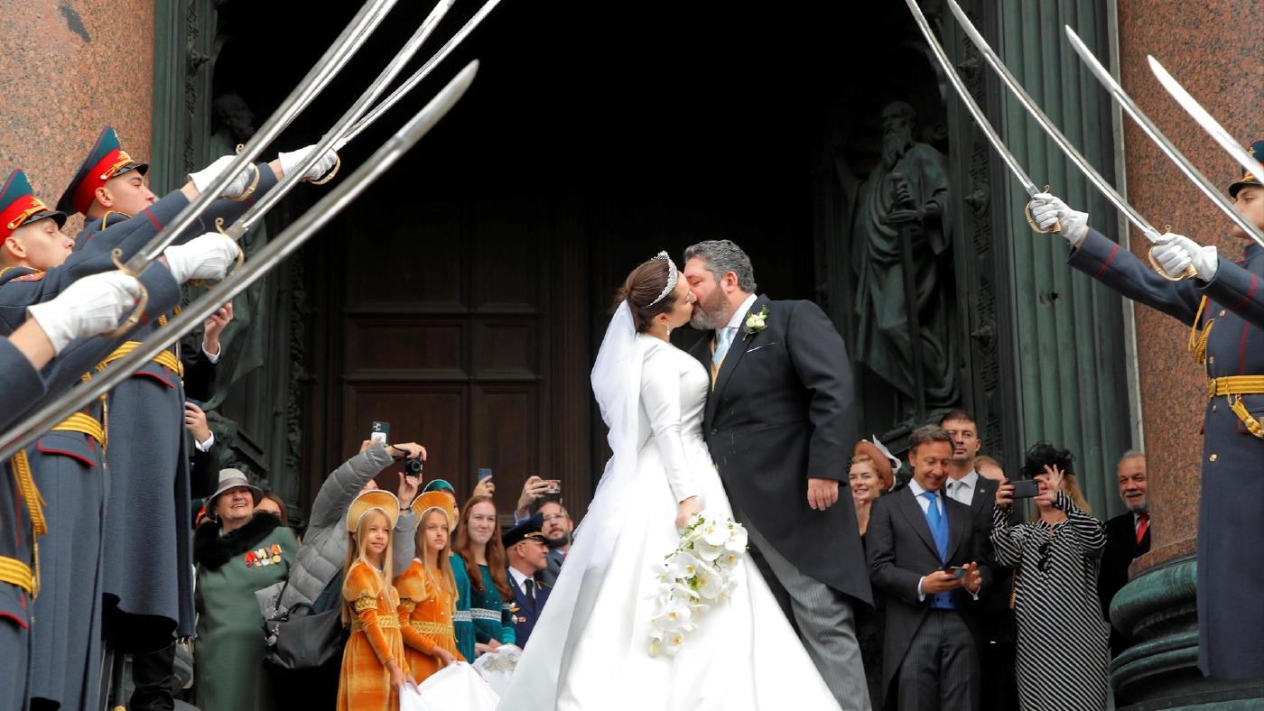 โลกรัสเซีย - สมาชิกราชวงศ์โรมานอฟกลับมาแต่งงานในรัสเซีย โลกรัสเซีย - สมาชิกราชวงศ์โรมานอฟกลับมาแต่งงานในรัสเซีย