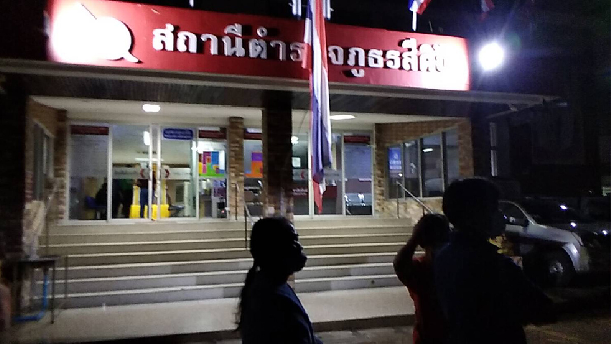 ถึงบ้านแล้ว6เด็กหญิงถูกอดีตผอ.โรงเรียนลวงขึ้นรถตู้ไปภูเก็ต