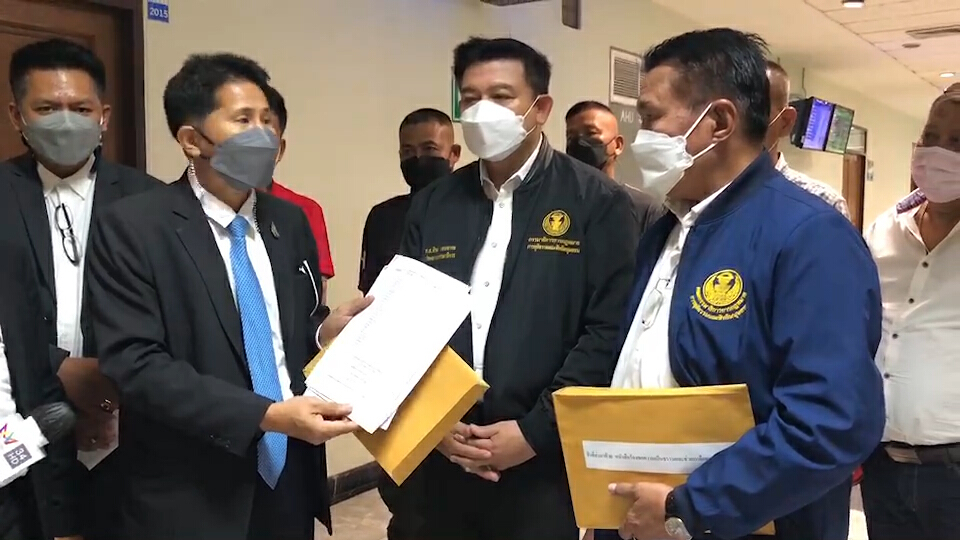 "สิระ" ลงใต้สางคดี "ซ้อปลา" เล็งดึง ผบ.ตร.และกองปราบฯ ร่วม "สิระ" ลงใต้สางคดี "ซ้อปลา" เล็งดึง ผบ.ตร.และกองปราบฯ ร่วม