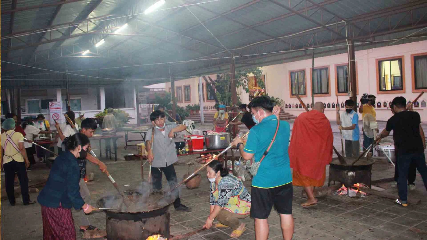 วัดประชานิยมสืบทอดบุญใหญ่กวนข้าวทิพย์ออกพรรษา