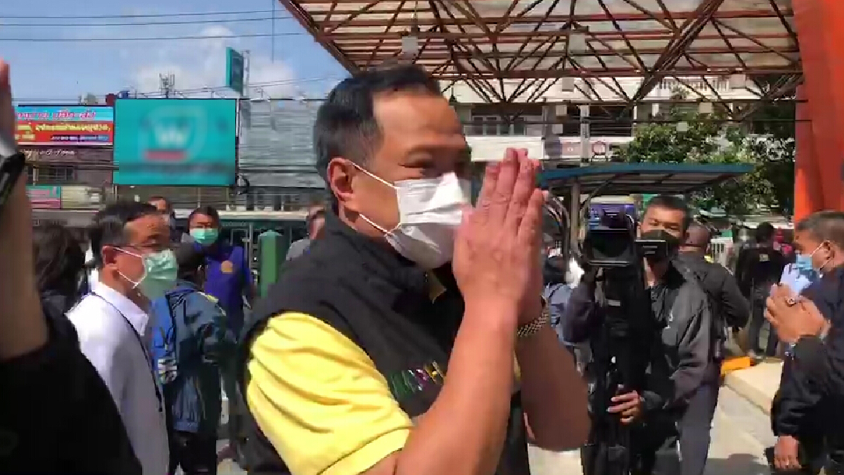 “อนุทิน” ลุยพื้นที่ระบาด 4 จังหวัดใต้ ขีดเส้นตุลาฯ ปูพรมฉีดวัคซีน 70%