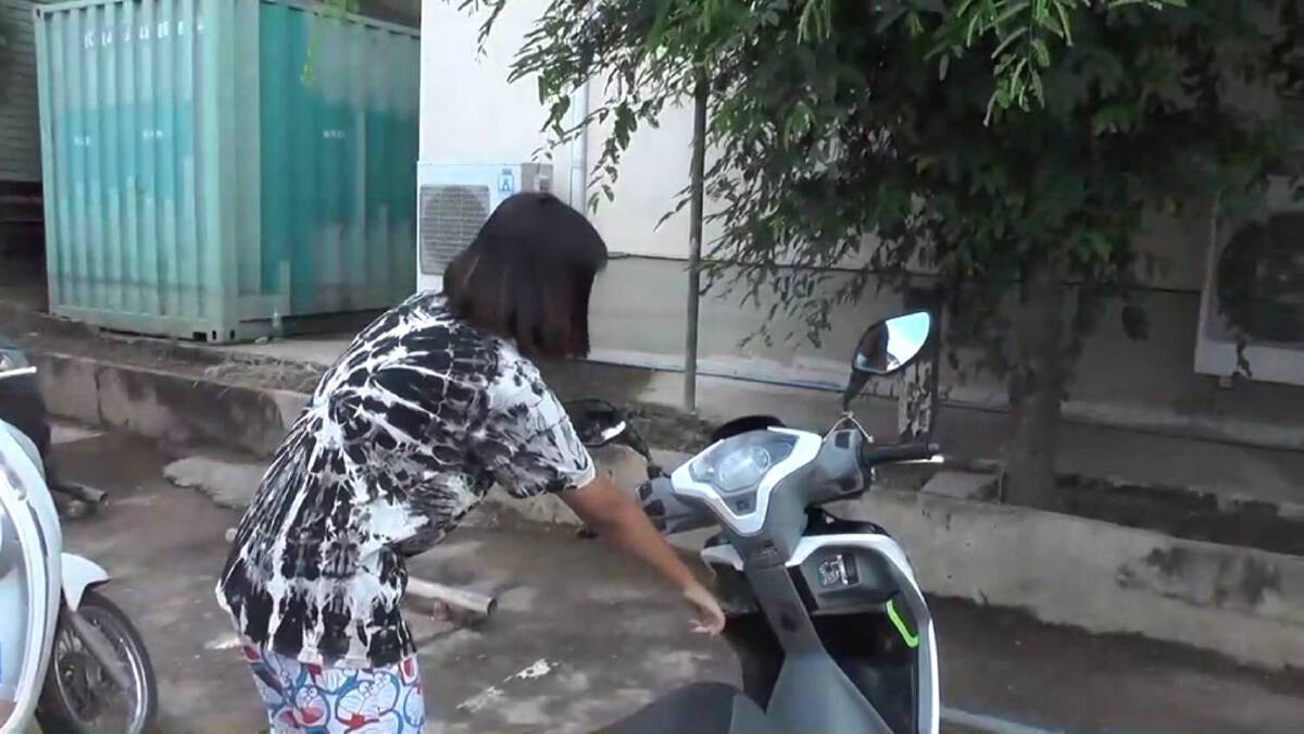 หัวขโมยฉกมือถือ ด.ญ.วัย14ปี น้องร้องไห้ไม่มีมือถือเรียนออนไลน์ หัวขโมยฉกมือถือ ด.ญ.วัย14ปี น้องร้องไห้ไม่มีมือถือเรียนออนไลน์