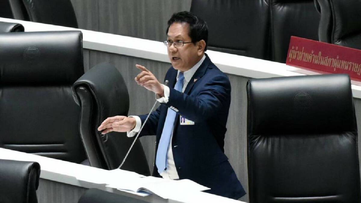 "จิรายุ" ถามหา รมต.พลังงาน ยังมีอยู่หรือไม่ หลังราคาน้ำมันพุ่ง "จิรายุ" ถามหา รมต.พลังงาน ยังมีอยู่หรือไม่ หลังราคาน้ำมันพุ่ง
