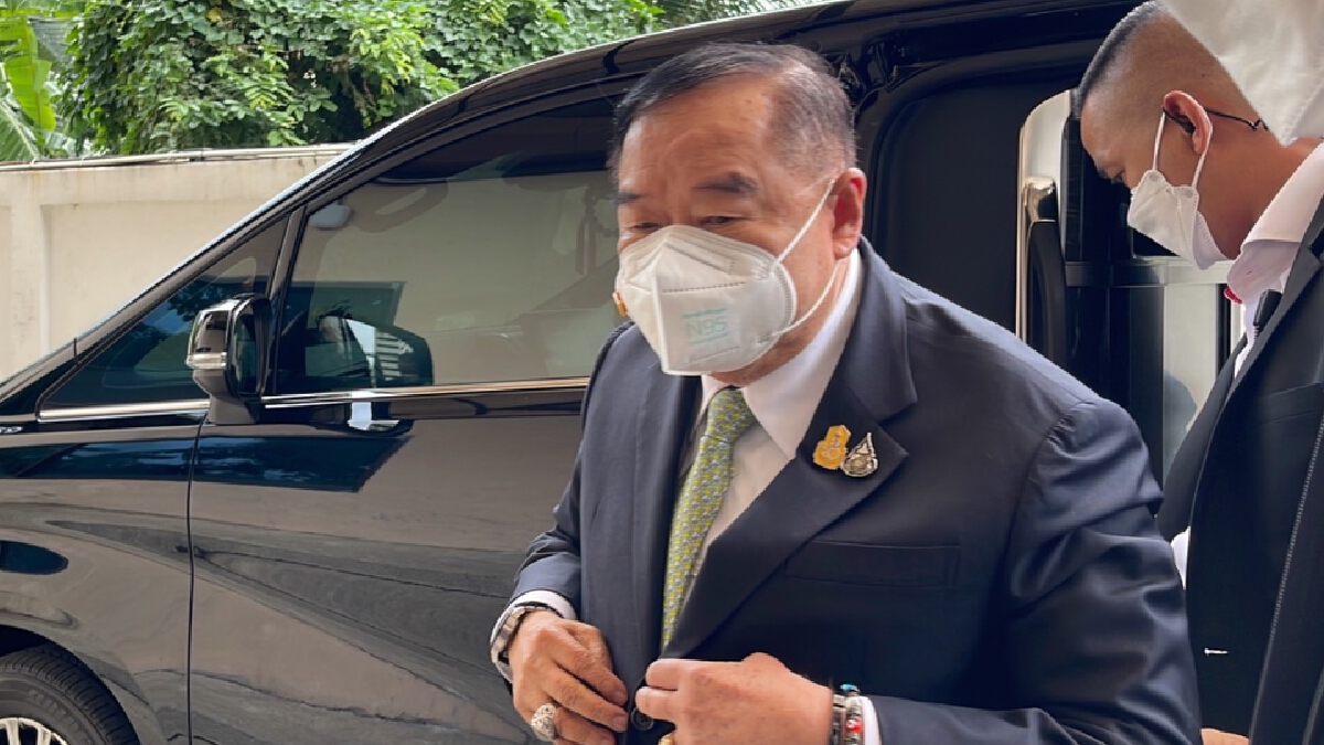“บิ๊กป้อม” ฉุนสื่อจี้ปมขู่ลาออกหัวหน้าหน้าพรรค "พปชร" ย้อนถาม "ที่ไหนวะ" “บิ๊กป้อม” ฉุนสื่อจี้ปมขู่ลาออกหัวหน้าหน้าพรรค "พปชร" ย้อนถาม "ที่ไหนวะ"