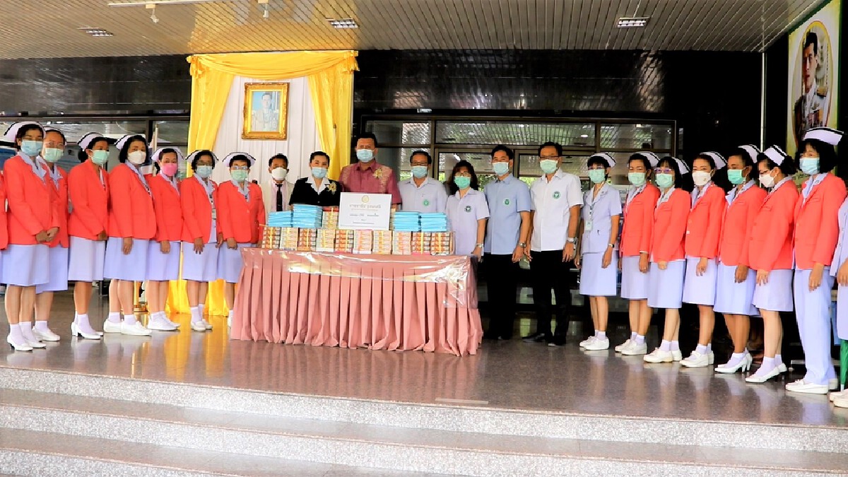 พ่อเมืองนครพนมคนใหม่ เยี่ยมส่งกำลังใจบุคลากรทางการแพทย์