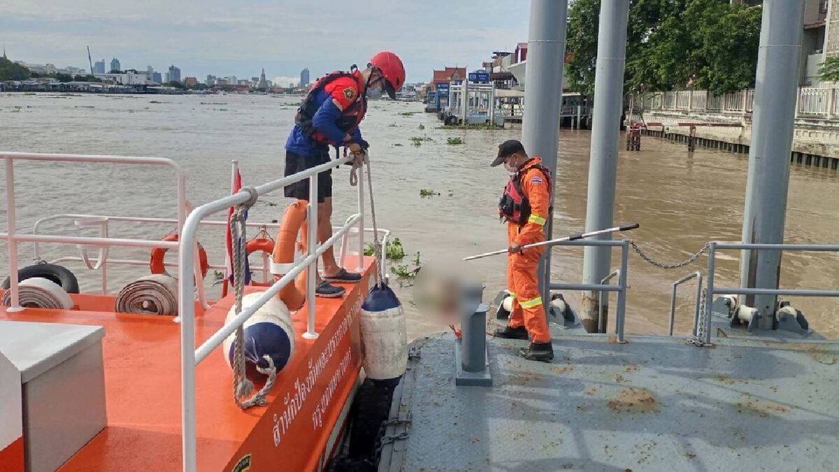 เจอแล้ว! ศพคนขับเรือล่มใกล้วัดพนัญเชิง ลอยโผล่สะพานพระราม 8