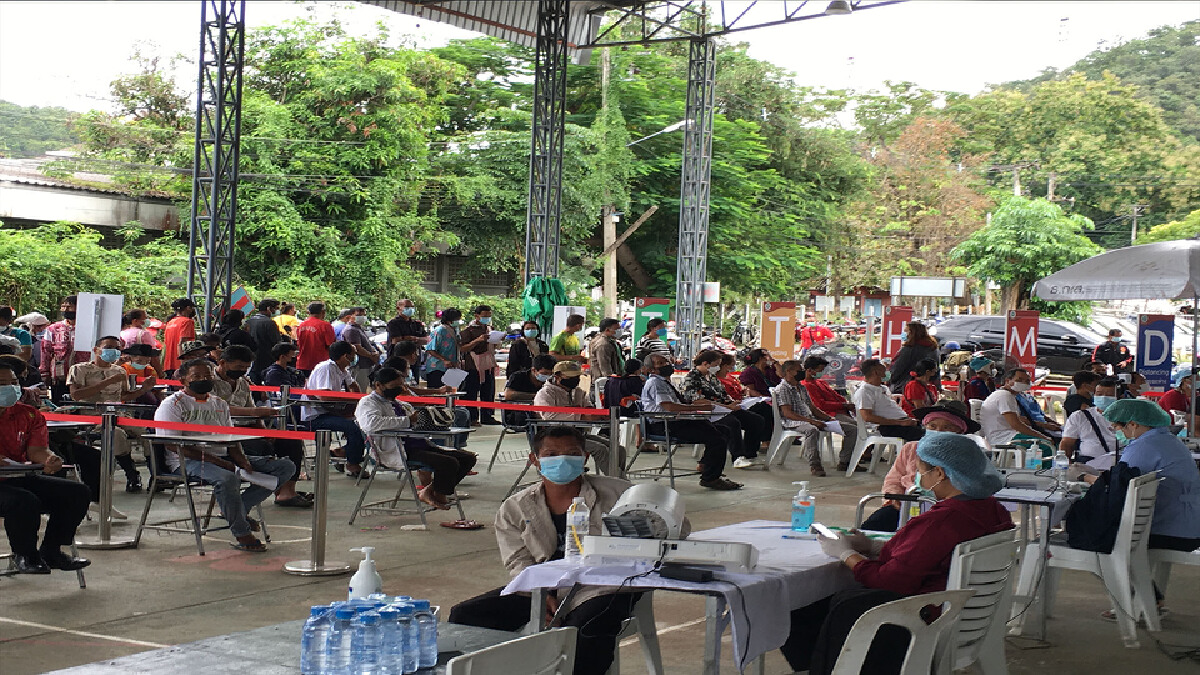 ชาวแม่ฮ่องสอนแห่ฉีดวัคซีน-รับเปิดการท่องเที่ยว ชาวแม่ฮ่องสอนแห่ฉีดวัคซีน-รับเปิดการท่องเที่ยว