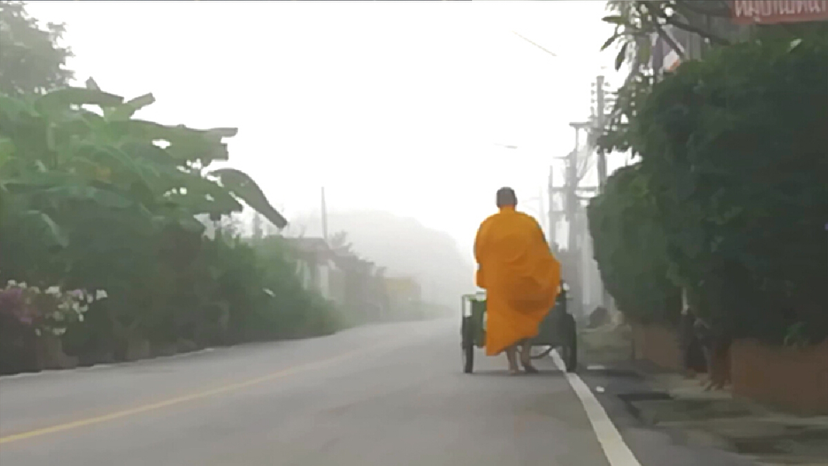 หมอกหนาปกคลุมตัวเมืองพิษณุโลก-ปลายฝนต้นหนาว หมอกหนาปกคลุมตัวเมืองพิษณุโลก-ปลายฝนต้นหนาว