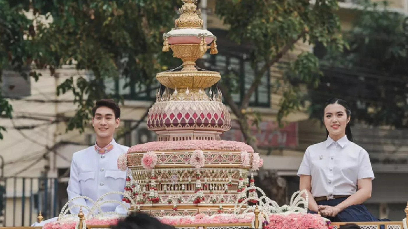 เปิดที่มา ทำไมต้องมี “พิธีอัญเชิญพระเกี้ยว” ในงานบอลจุฬาฯ-ธรรมศาสตร์ เปิดที่มา ทำไมต้องมี “พิธีอัญเชิญพระเกี้ยว” ในงานบอลจุฬาฯ-ธรรมศาสตร์