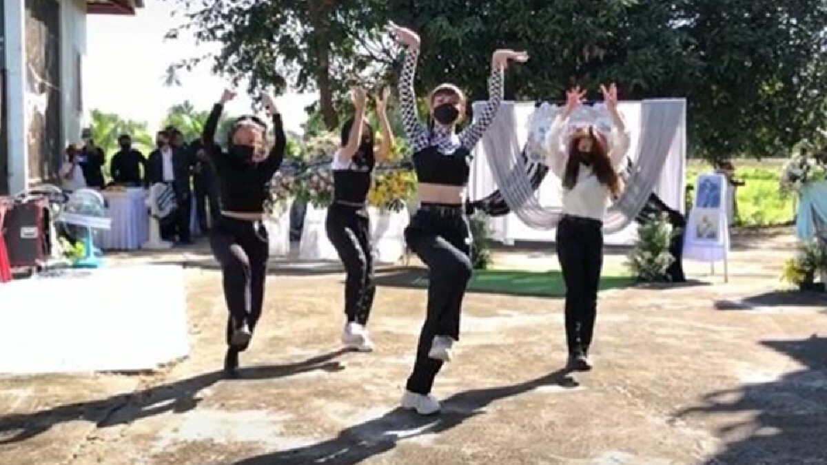 รู้ว่าพี่ชอบ พวกเราขอเต้น LALISA ส่งดวงวิญญาณพี่เกศ เป็นครั้งสุดท้าย!! รู้ว่าพี่ชอบ พวกเราขอเต้น LALISA ส่งดวงวิญญาณพี่เกศ เป็นครั้งสุดท้าย!!
