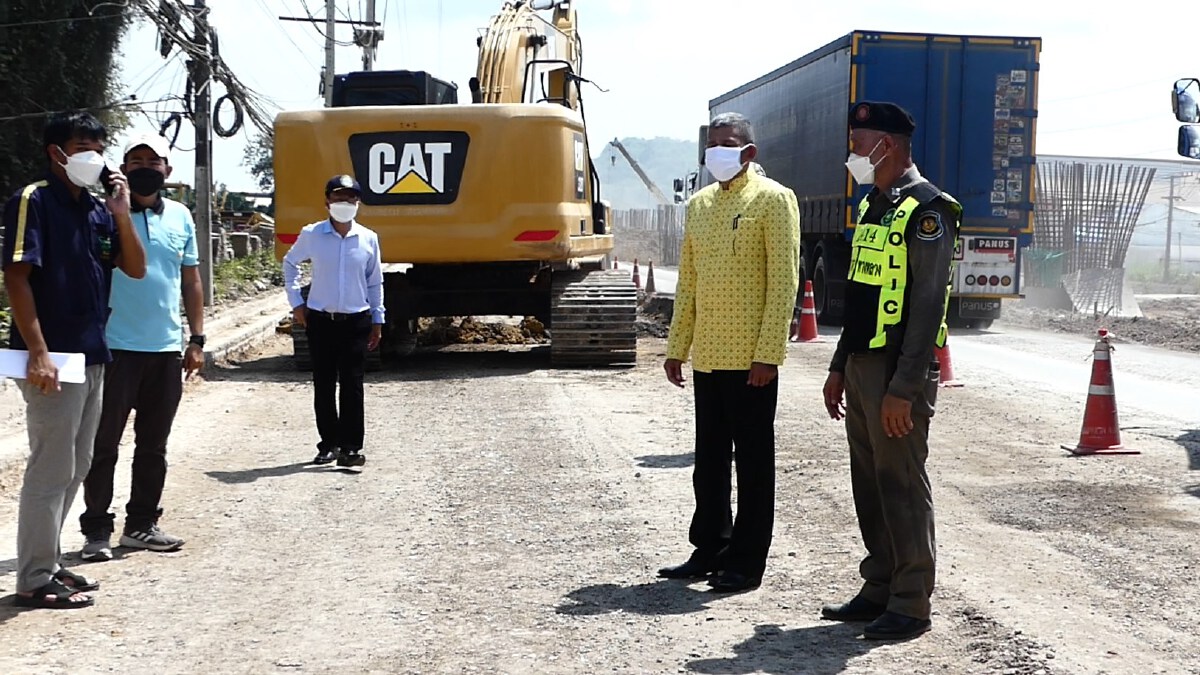 ระดมกำลังเร่งรัดซ่อมถนนแก้ปัญหาสัญจรขาล่องใต้ ระดมกำลังเร่งรัดซ่อมถนนแก้ปัญหาสัญจรขาล่องใต้