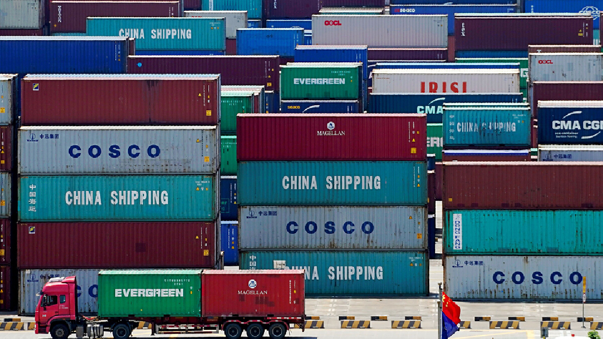 จีนเผย GDP ไตรมาส 3 ชะลอตัวต่ำสุดในรอบ 1 ปี