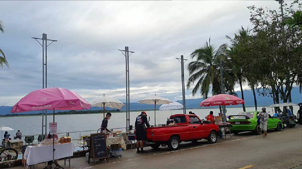 กำลังฮิต“ตลาดนัดท้ายรถ”ริมกว๊านพะเยา กำลังฮิต“ตลาดนัดท้ายรถ”ริมกว๊านพะเยา