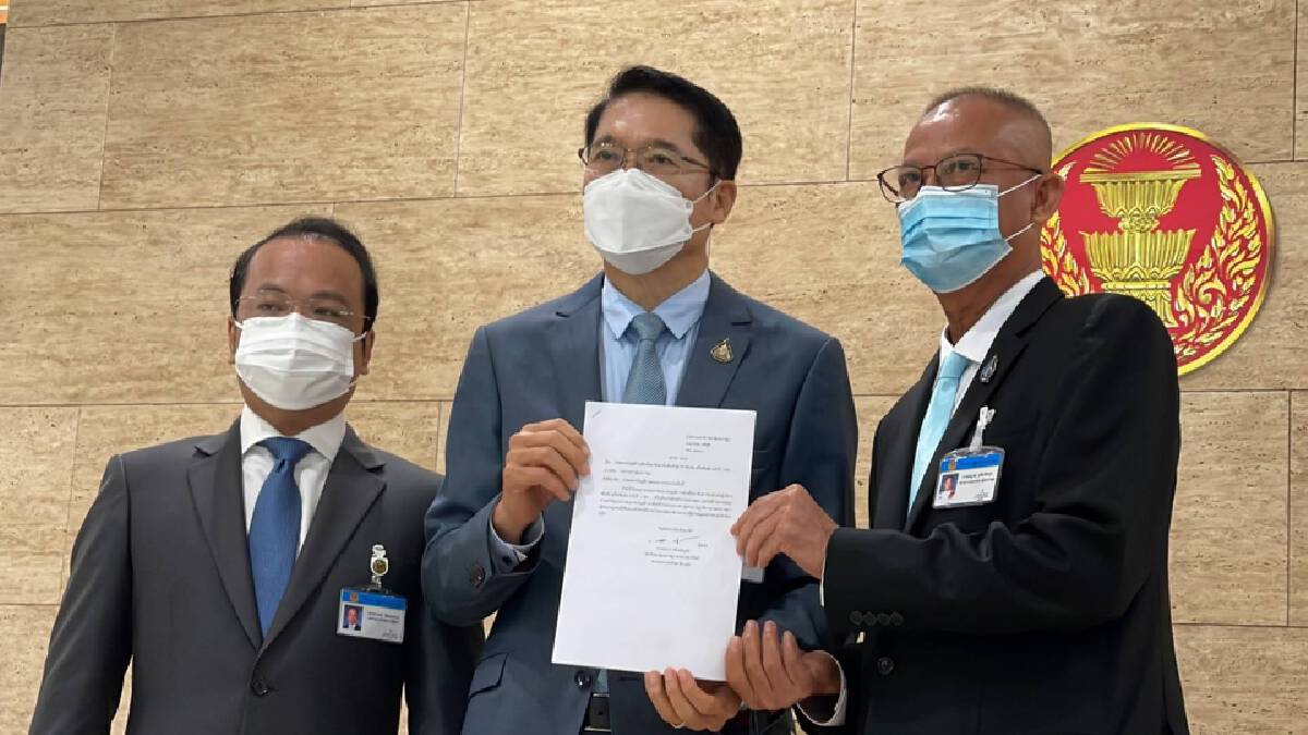 ปชป. ยื่นสภาฯ ขอแก้ พ.ร.บ.เลือกตั้งท้องถิ่น ปชป. ยื่นสภาฯ ขอแก้ พ.ร.บ.เลือกตั้งท้องถิ่น