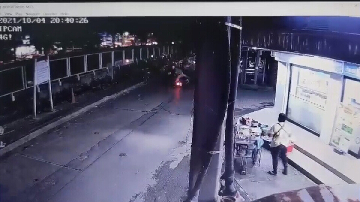 เปิดภาพวงจรปิด นาทีคนร้ายฆ่าพนักงานส่งพัสดุ ปมทวงหนี้ค้างเก่า