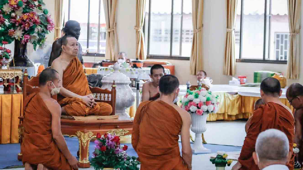 เจ้าคุณบัวศรีไลน์ถึงคณะสงฆ์ให้หยุดเคลื่อนไหว