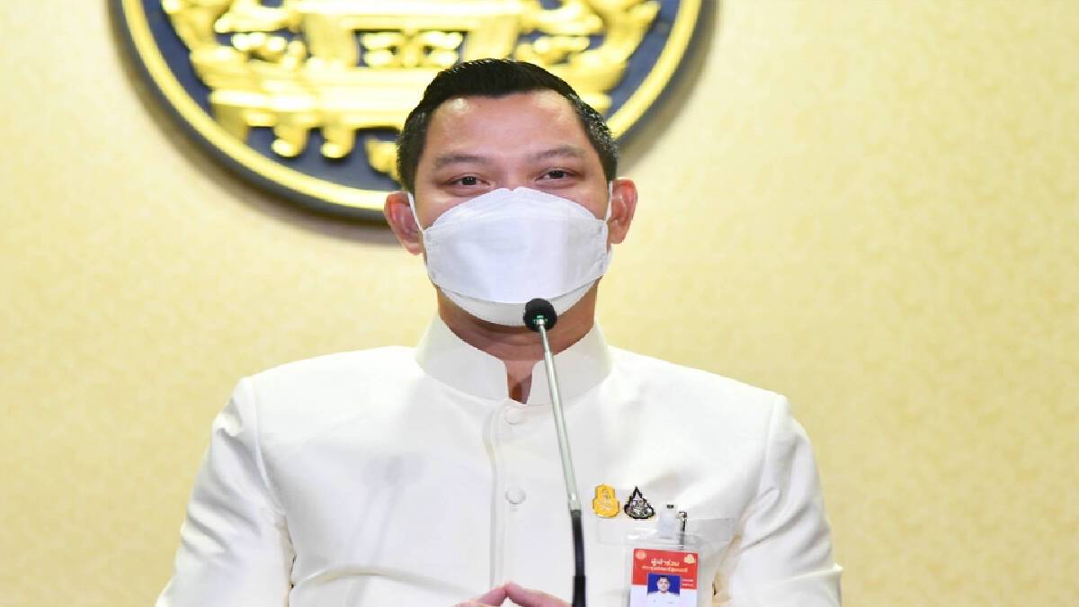 โฆษกรัฐบาล ปลื้ม รัฐบาลเติมเงินคนละครึ่งรอบสองเข้า “เป๋าตัง”