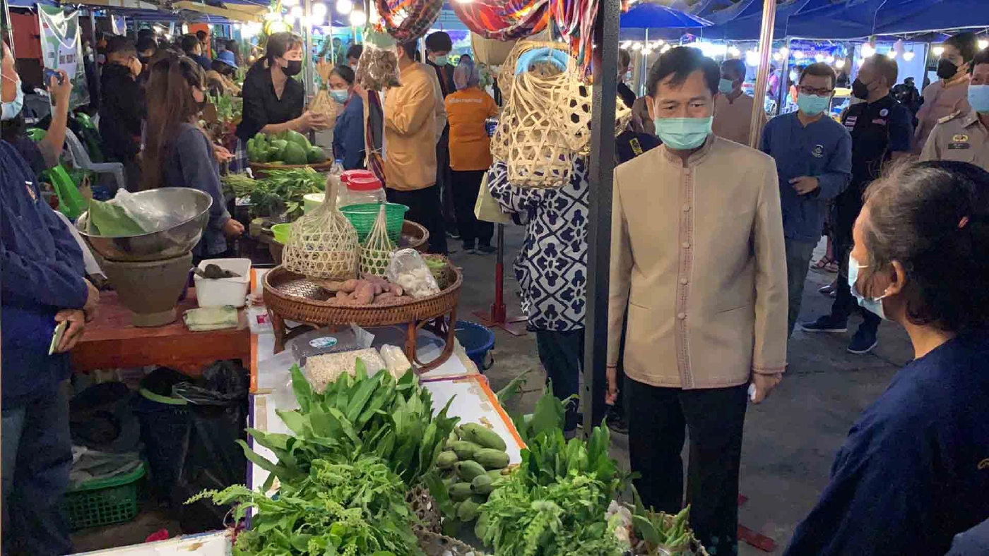 จัดรำบายศรี 239  ปี เปิดตลาดออดหลอดซอดศรีสะเกษ