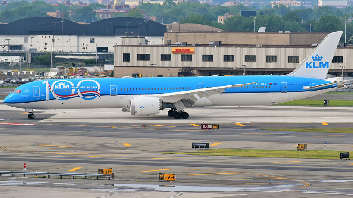 7 ตุลาคม 2462 - ก่อตั้ง KLM สายการบินที่เก่าแก่ที่สุดในโลก
