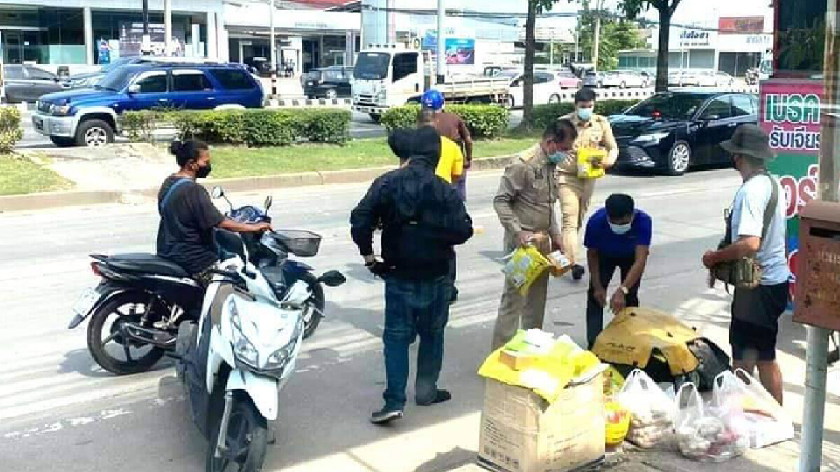 ชื่นชมผู้ว่าฯโคราช ช่วยเหลือผู้ประสบอุบัติเหตุระหว่างเดินทางช่วยน้ำท่วม ชื่นชมผู้ว่าฯโคราช ช่วยเหลือผู้ประสบอุบัติเหตุระหว่างเดินทางช่วยน้ำท่วม