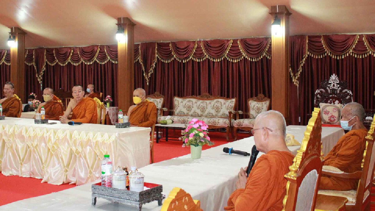 พระกาฬสินธุ์คัดค้านคำสั่ง มส.สั่งปลดฟ้าผ่า จจ.ธรรมยุต
