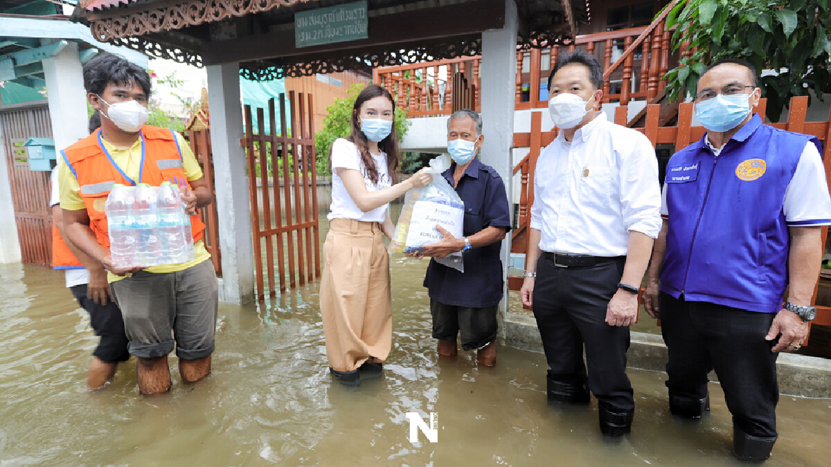 ยูเรกา ลงพื้นที่ปทุมธานี มอบถุงยังชีพช่วยเหลือผู้ประสบอุทกภัย ยูเรกา ลงพื้นที่ปทุมธานี มอบถุงยังชีพช่วยเหลือผู้ประสบอุทกภัย