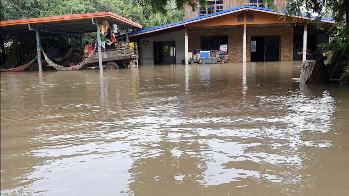 พายุคมปาซุแผลงฤทธิ์ โคราชฝนตกหนักติดต่อกันหลายวัน พายุคมปาซุแผลงฤทธิ์ โคราชฝนตกหนักติดต่อกันหลายวัน