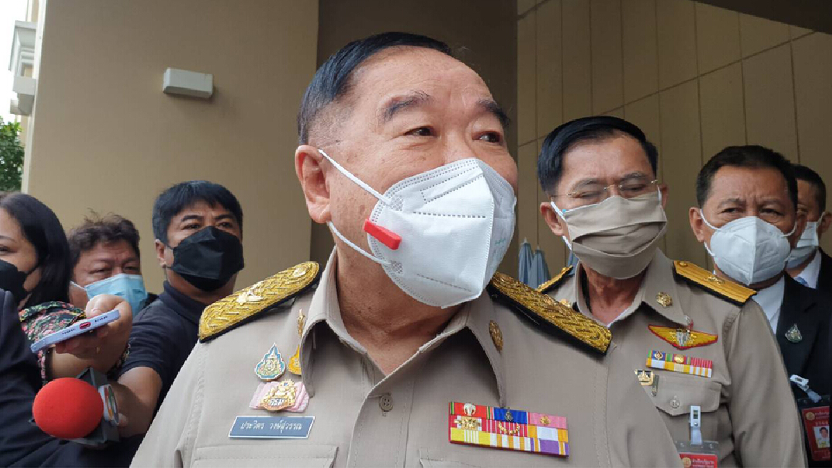 "บิ๊กป้อม"ย้ำไม่มีปรับครม. ปัดตอบเลือกตั้งเร็วๆนี้ "บิ๊กป้อม"ย้ำไม่มีปรับครม. ปัดตอบเลือกตั้งเร็วๆนี้