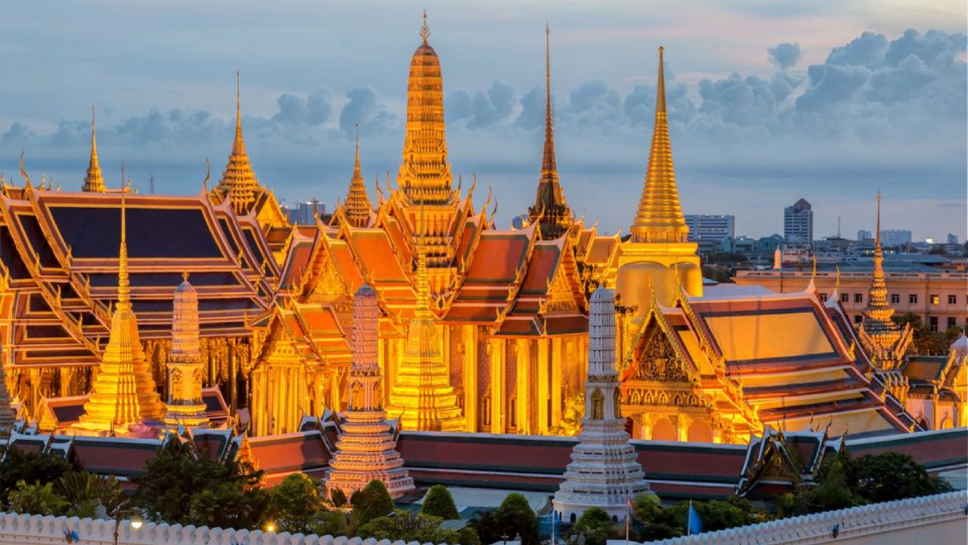 ข่าวดี! พระบรมมหาราชวัง-วัดพระแก้ว เปิดให้เข้าชม 1 พ.ย. นี้ ข่าวดี! พระบรมมหาราชวัง-วัดพระแก้ว เปิดให้เข้าชม 1 พ.ย. นี้