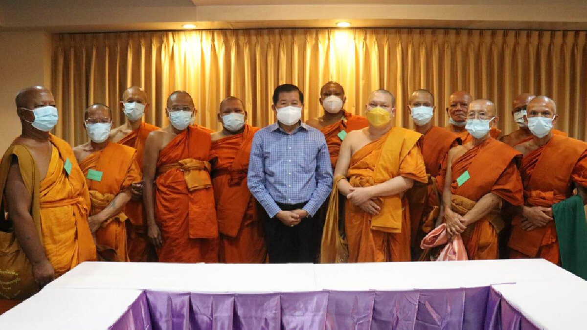 "นิพนธ์"เปิดเวทีรับฟังปัญหาพระสงฆ์ชายแดนใต้ มุ่งอยู่ร่วมกันอย่างสันติ "นิพนธ์"เปิดเวทีรับฟังปัญหาพระสงฆ์ชายแดนใต้ มุ่งอยู่ร่วมกันอย่างสันติ