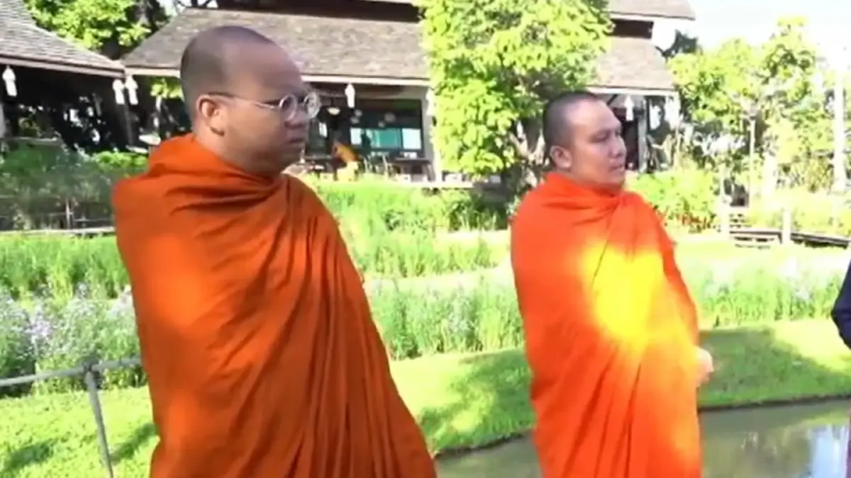 2 พส. ลั่นพร้อมให้สอบบัญชีทรัพย์สินหลังถูกปล่อยข่าวรวยอู้ฟู่ 300 ล้าน