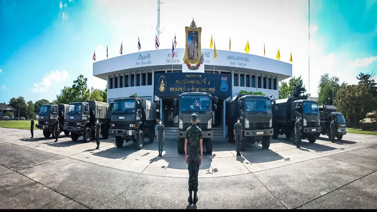 ทหารพร้อม รับมือ รถบรรทุกหยุดเดินรถ "ประท้วง" ทหารพร้อม รับมือ รถบรรทุกหยุดเดินรถ "ประท้วง"