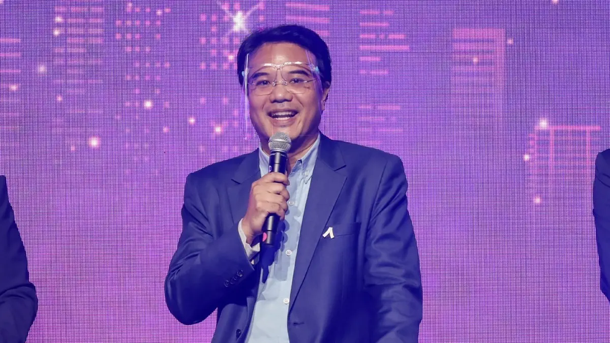 “ปริญญ์” ชี้เศรษฐกิจยุคใหม่ต้องกล้าฉีกกฎราชการ “ปริญญ์” ชี้เศรษฐกิจยุคใหม่ต้องกล้าฉีกกฎราชการ