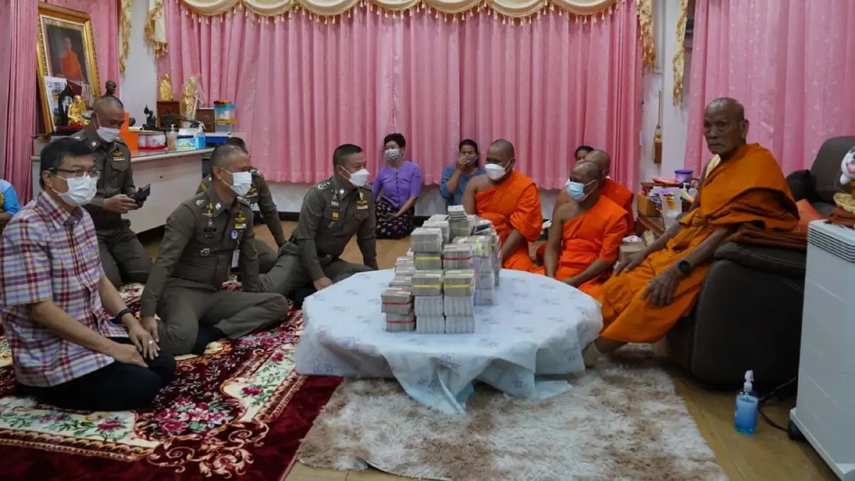 ฮือฮา ! ตำรวจล่าคืนวัดจังหวัดนครสวรรค์  63 ล้านบาท