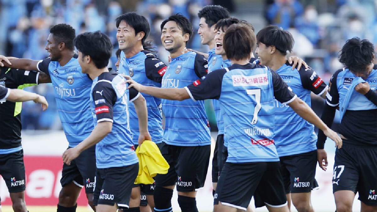 "ฟรอนตาเล่"ผงาดซิวแชมป์เจลีกสมัย4 "ฟรอนตาเล่"ผงาดซิวแชมป์เจลีกสมัย4