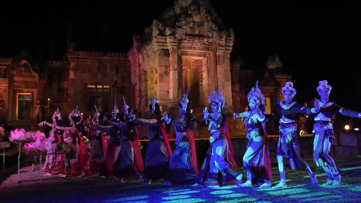 สุดอลังการงานเทศกาลลอยกระทงบุรีรัมย์ สุดอลังการงานเทศกาลลอยกระทงบุรีรัมย์