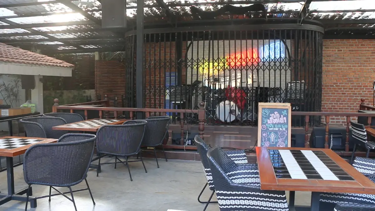 ร้านอาหารขอนแก่นดีใจ ศบค.คลายล็อก นั่งดื่ม