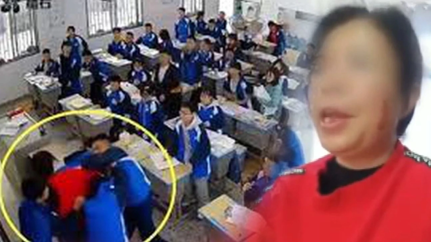 นักเรียนจีนโมโหหิว วิ่งไล่ชกครูปล่อยช้า นักเรียนจีนโมโหหิว วิ่งไล่ชกครูปล่อยช้า