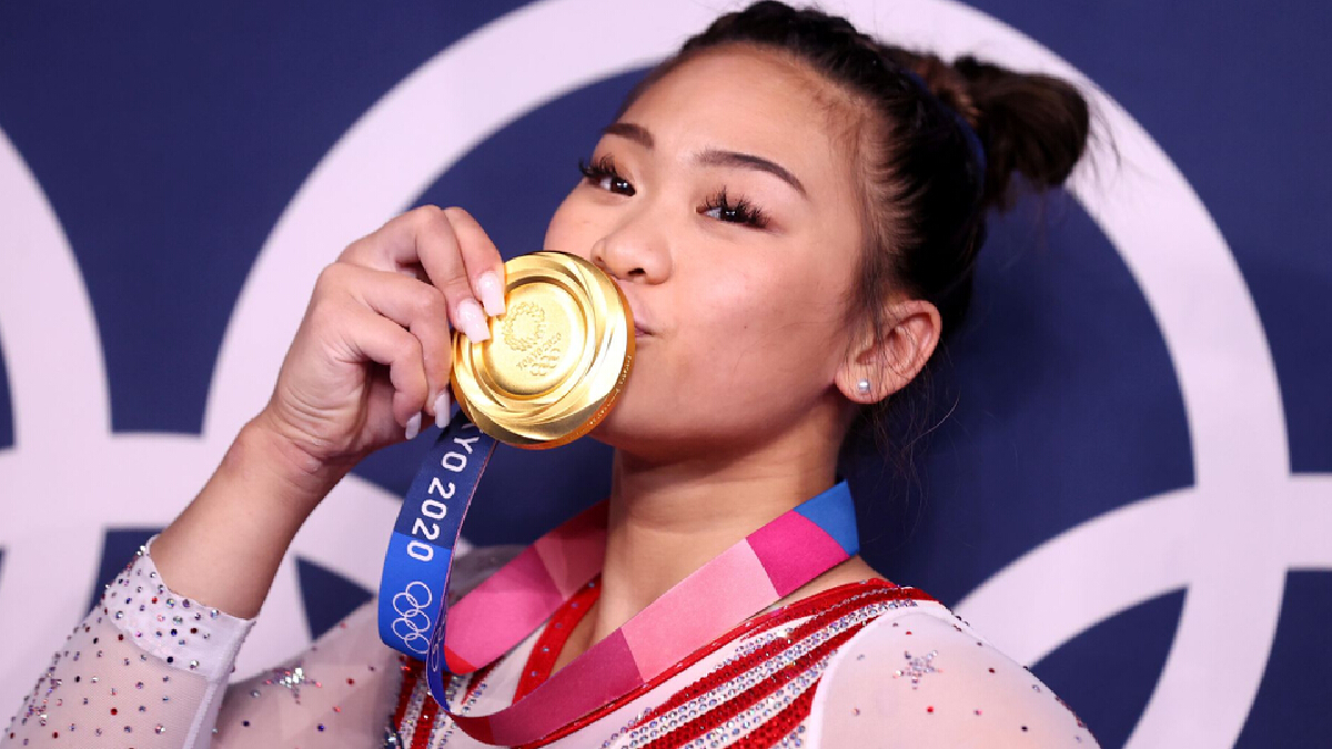 "สุนิสา ลี" นักยิมนาสติกเชื้อสายม้งโดนเหยียด