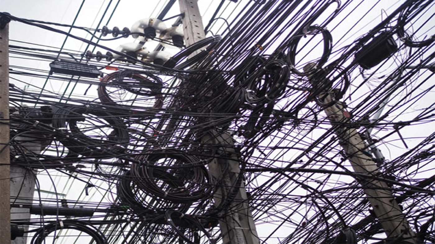 กทม. เร่งจัดระเบียบสายไฟฟ้า เพื่อความปลอดภัยของประชาชน