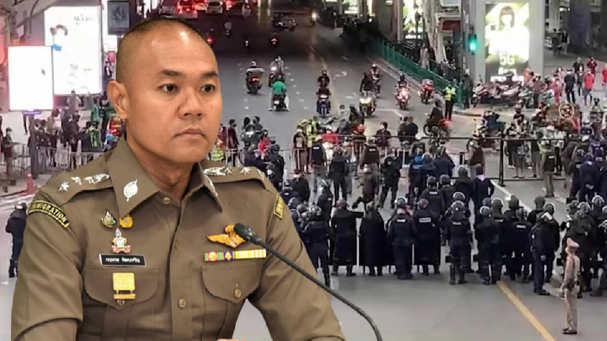 บก.น.5 ตรึงกำลังหน้าสถานทูตเยอรมัน รองโฆษก.ตร. เผย ยังไม่ใช้ความรุนแรง บก.น.5 ตรึงกำลังหน้าสถานทูตเยอรมัน รองโฆษก.ตร. เผย ยังไม่ใช้ความรุนแรง