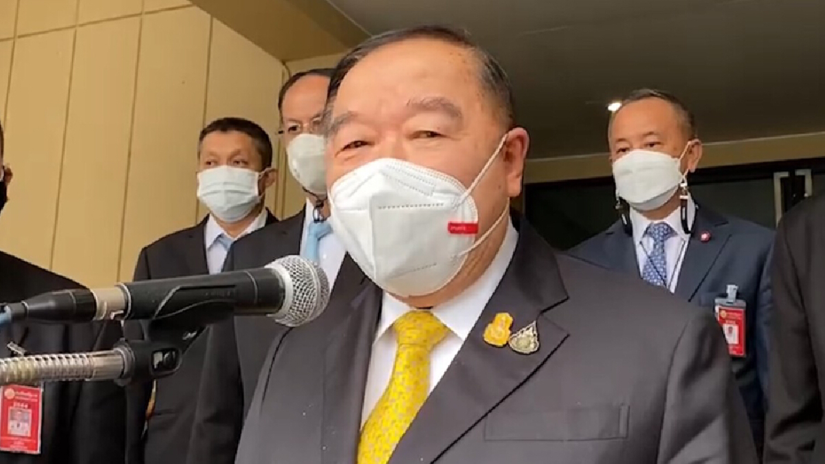"บิ๊กป้อม" หน้านิ่งไม่ตอบปม"วิรัช-เมีย-น้องเมีย" ต้องยุติปฏิบัติหน้าที่ "บิ๊กป้อม" หน้านิ่งไม่ตอบปม"วิรัช-เมีย-น้องเมีย" ต้องยุติปฏิบัติหน้าที่